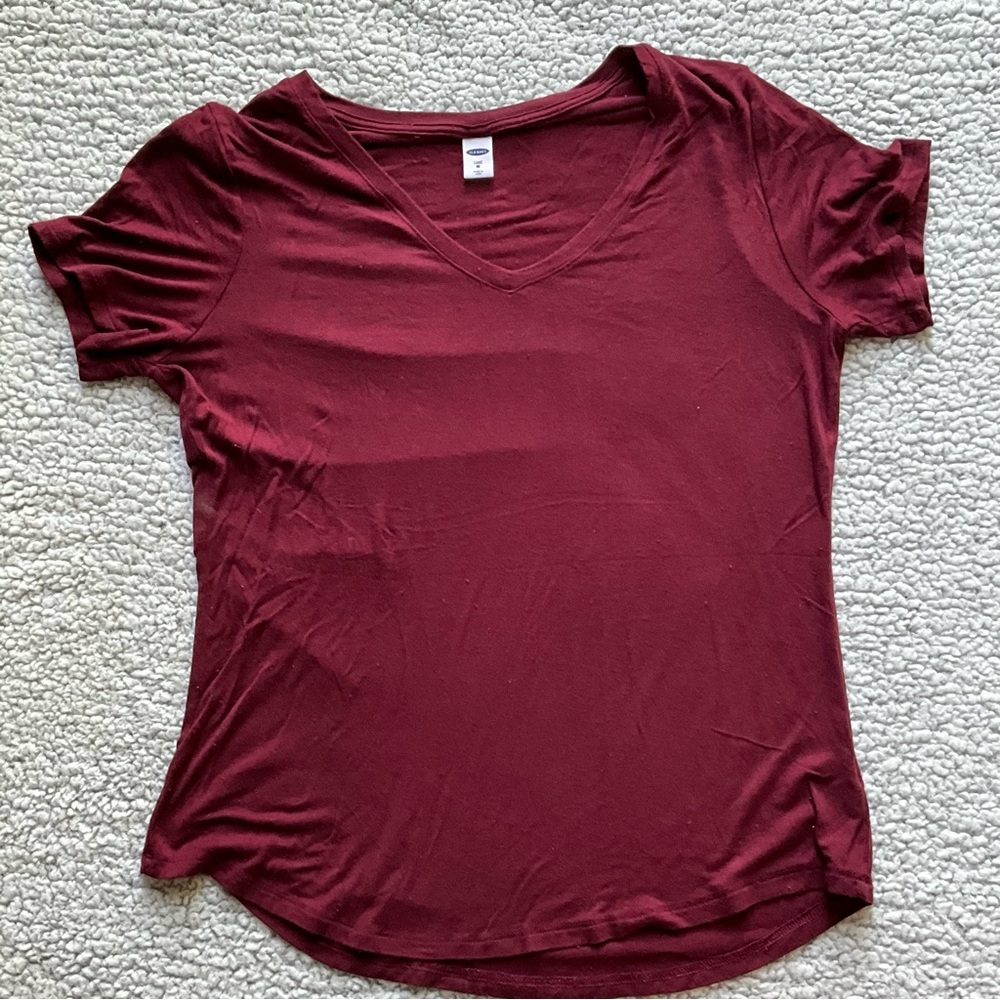 Maroon v-neck